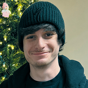 w251215_HopeCanBeALotStronger-KylePhelps