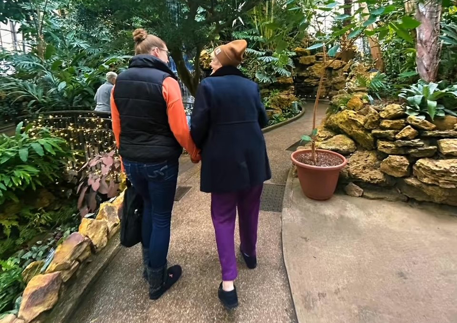 Shoemaker joins her former patient and now friend on an outing to a botanical garden in Cincinnati.